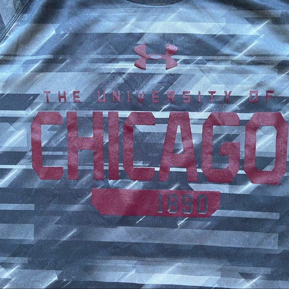 University of Chicago Men’s Under Armour Tshirt - Picture 9 of 10